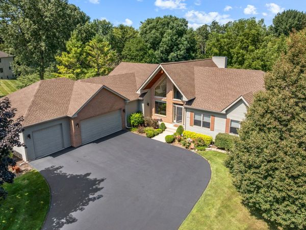 16002 Lerita Court , Huntley, IL 60142