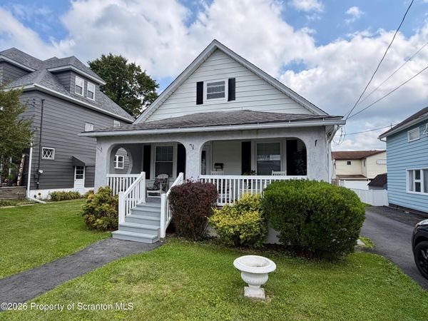 322 McKinley Avenue , Jermyn, PA 18433