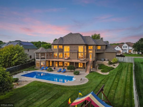 6102 Creek Ridge Court, Minnetonka, MN 55345