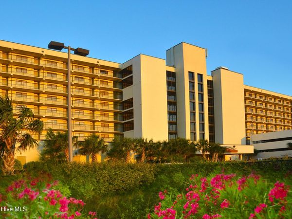 2700 N Lumina Avenue, Unit 811, Wrightsville Beach, NC 28480