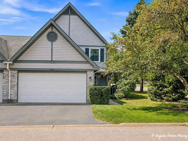 1434 Sherwood Court , Gurnee, IL 60031