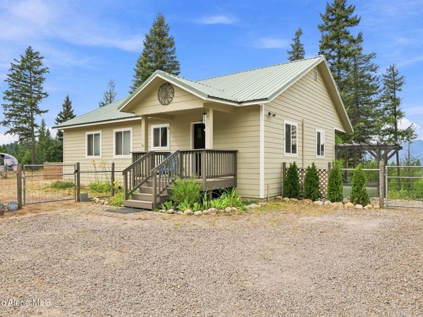 1576 Sunrise Hill Ln , Newport, WA 99156