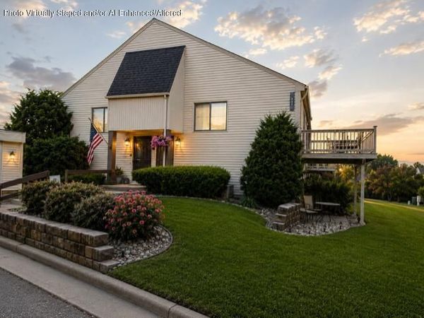 973 Millpond Road , Valparaiso, IN 46385