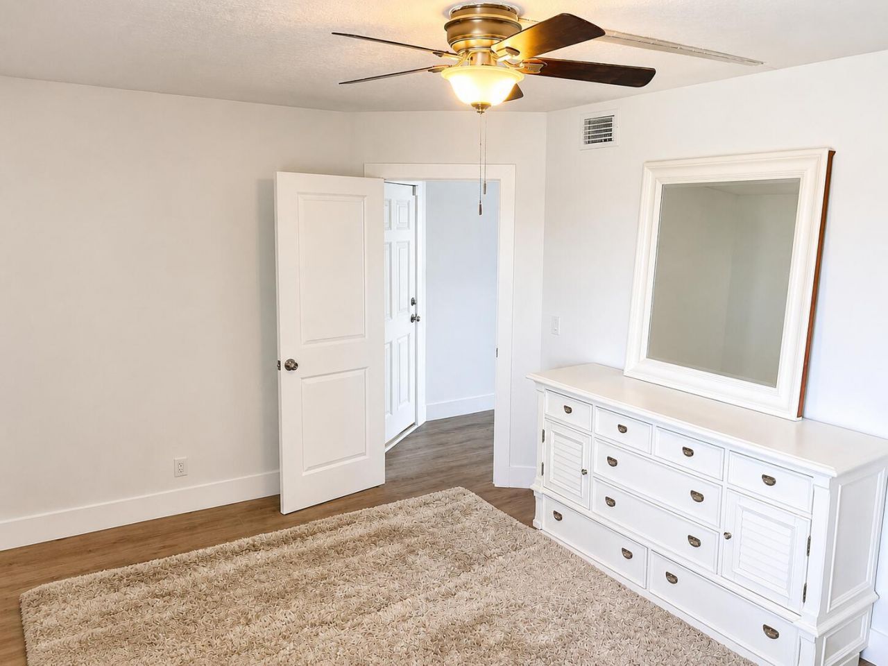 308 Golfview Road, Unit 405, North Palm Beach, FL 33408 Photo
