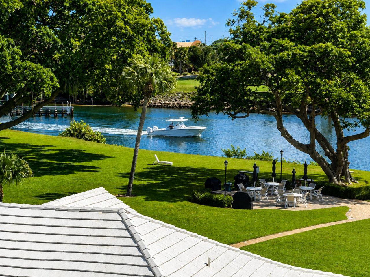 308 Golfview Road, Unit 405, North Palm Beach, FL 33408 Photo