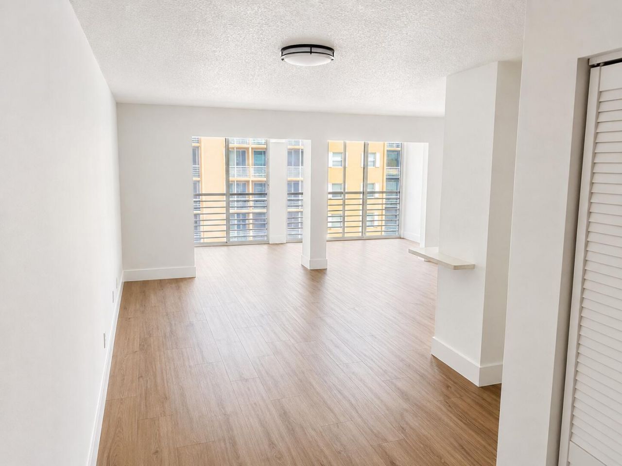 308 Golfview Road, Unit 405, North Palm Beach, FL 33408 Photo