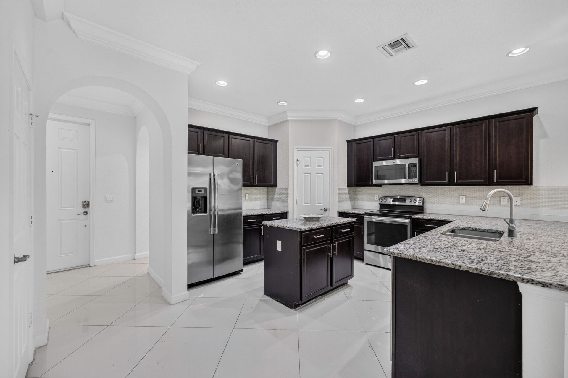 10306 Wellington Parc Drive, Wellington, FL 33449 Photo