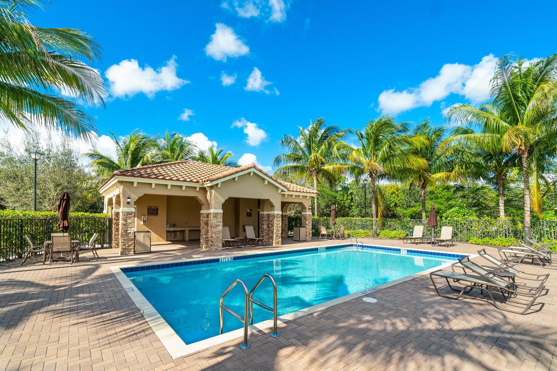 10306 Wellington Parc Drive, Wellington, FL 33449 Photo