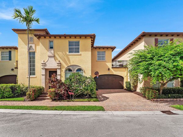 115 VIA POINCIANA Lane, Boca Raton, FL 33487