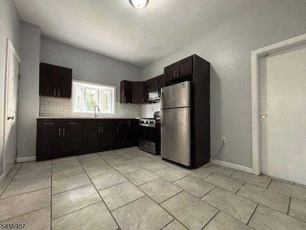 144 E Jersey St, Unit 1, Elizabeth, NJ 07206