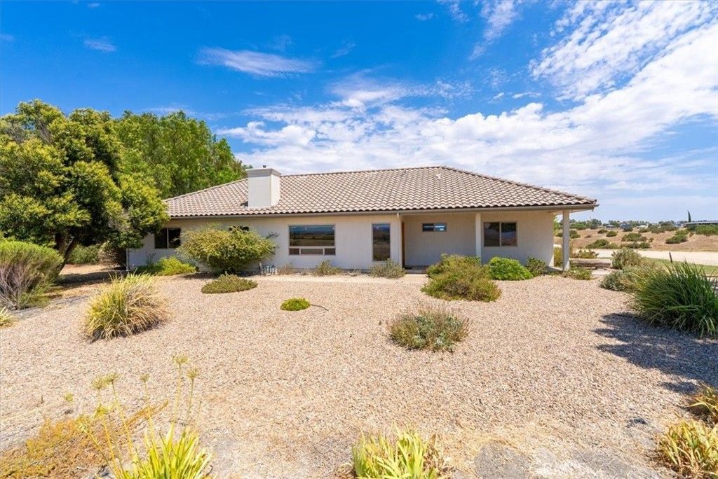 6269 Hog Canyon Road, San Miguel, CA 93451 Main Photo