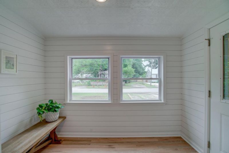 4527 Holly Street Photo 10
