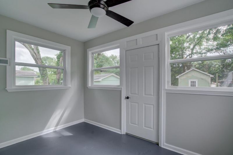 4527 Holly Street Photo 12
