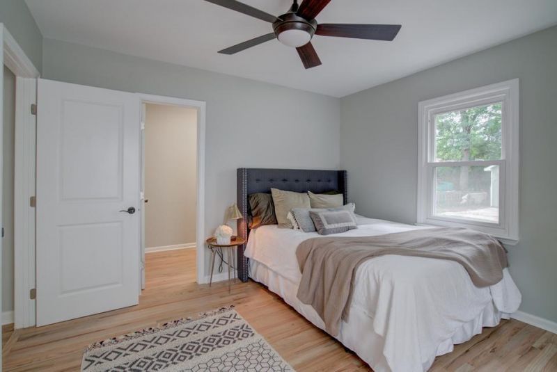 4527 Holly Street Photo 9