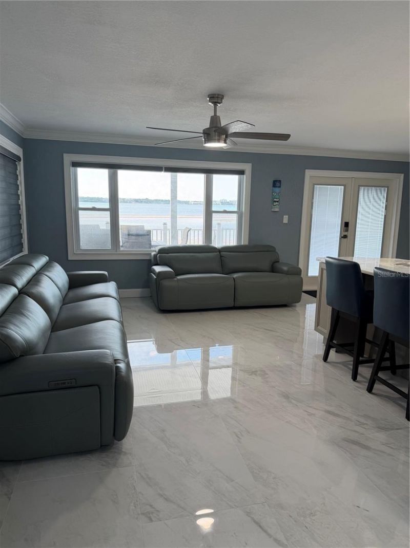 887 S Gulfview Boulevard, Clearwater Beach, FL 33767 Photo