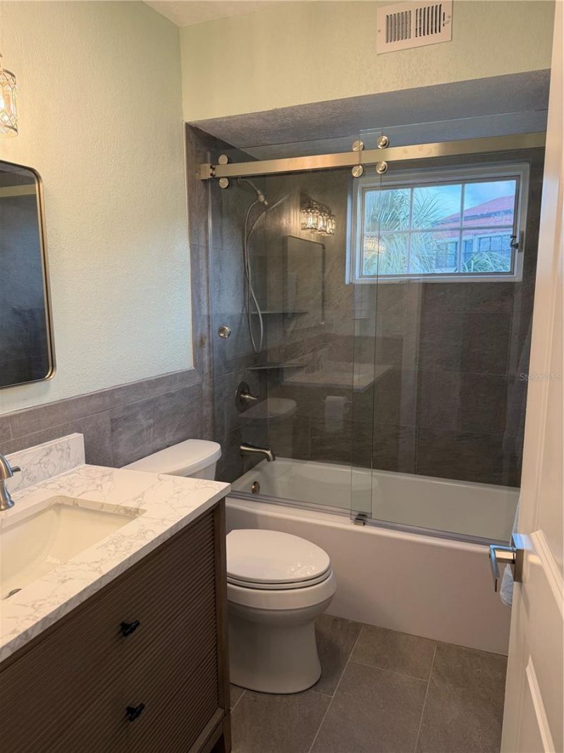887 S Gulfview Boulevard, Clearwater Beach, FL 33767 Photo