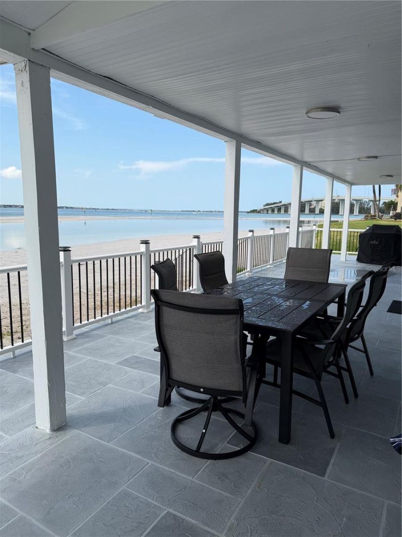 887 S Gulfview Boulevard, Clearwater Beach, FL 33767 Photo