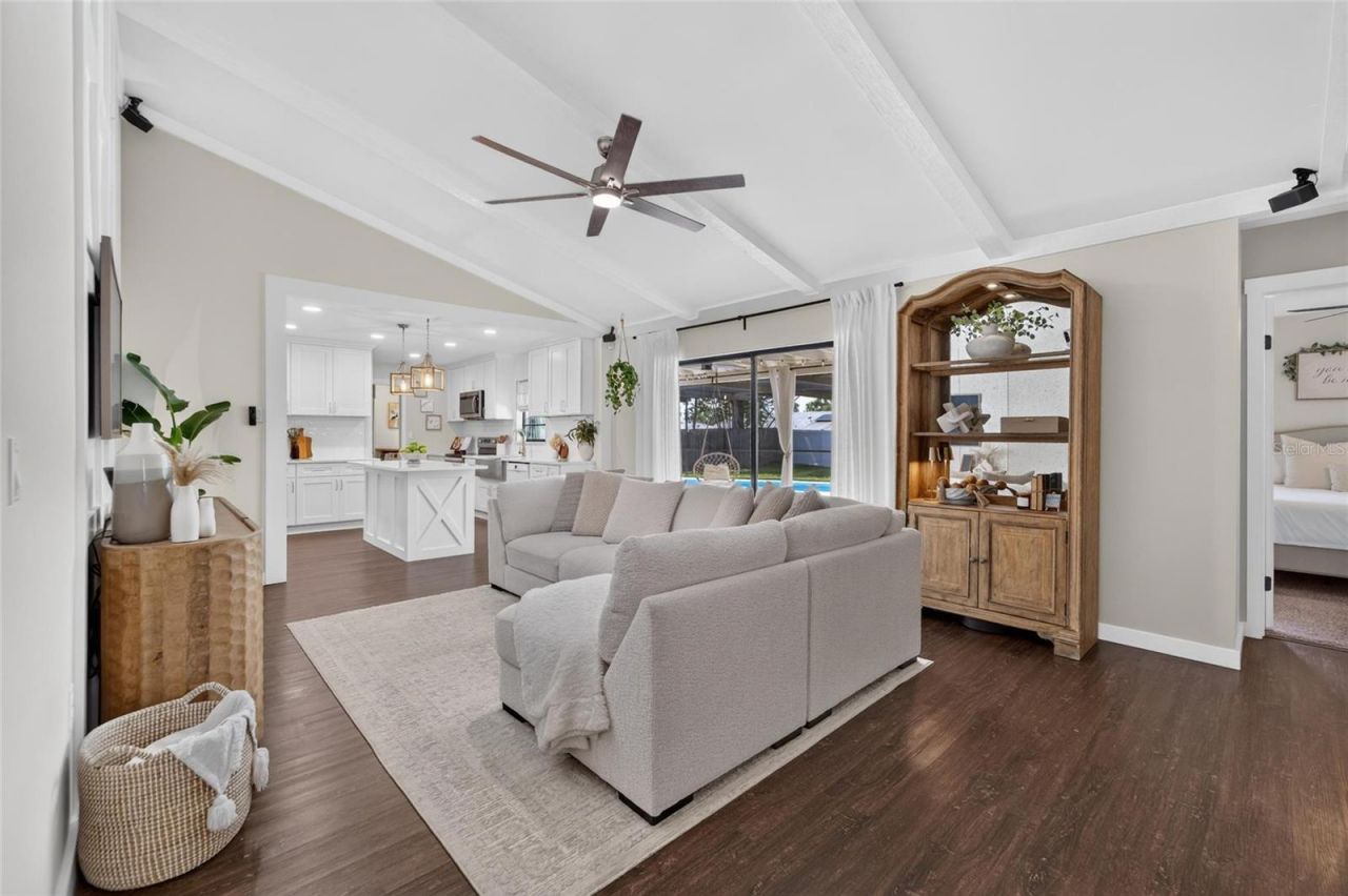 720 Green Cove Drive, Brandon, FL 33510 Photo