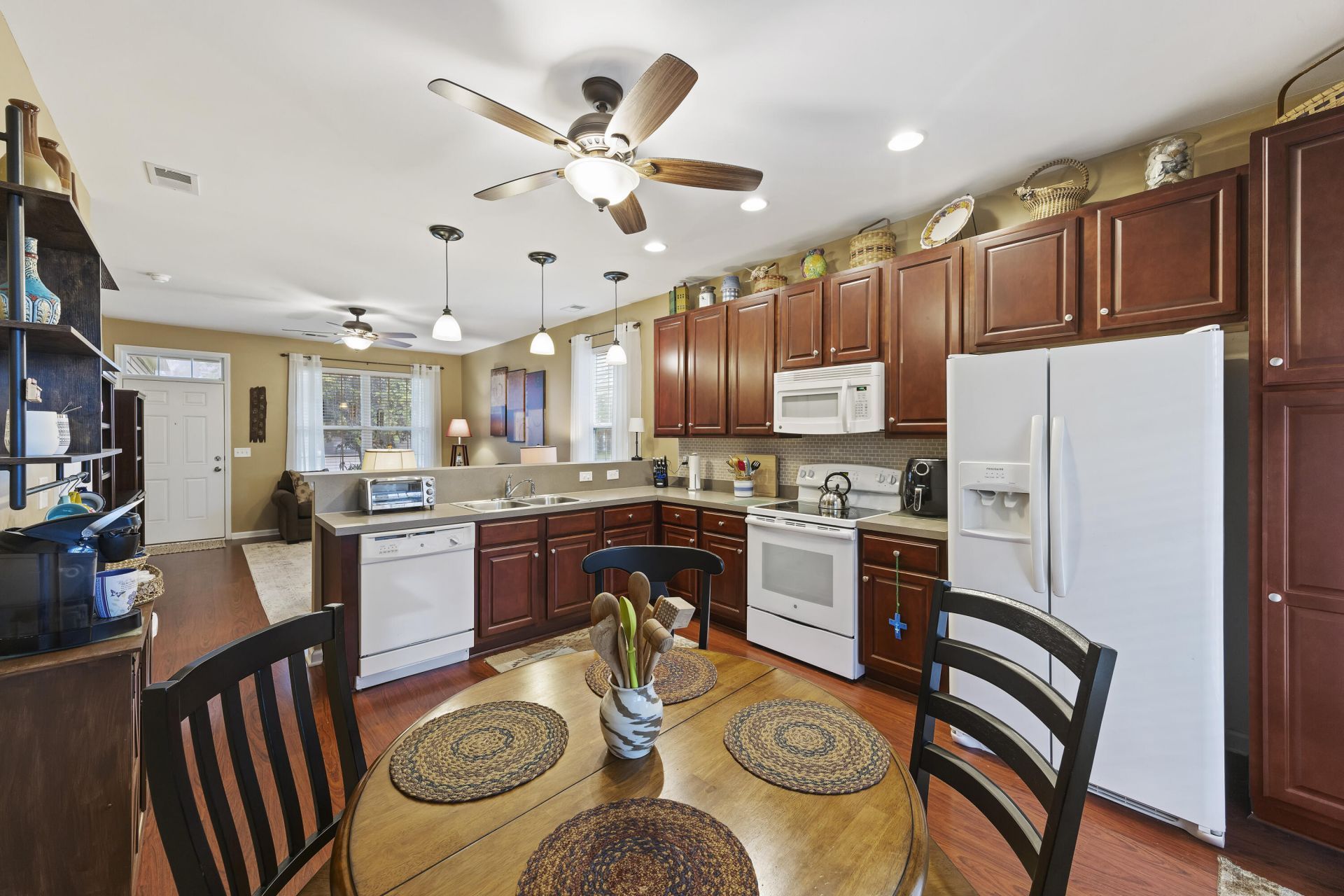 4952 Serene Lane Photo 13