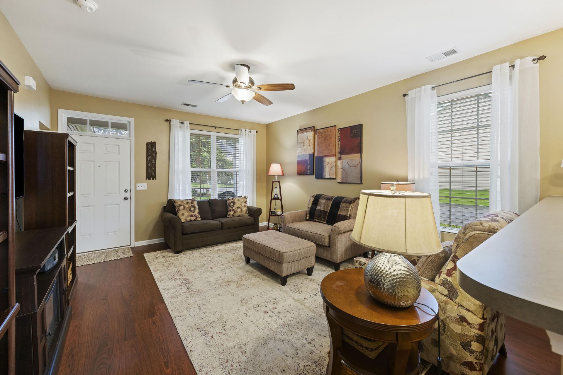 4952 Serene Lane Photo 6