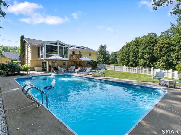 1431 Long Hill , Guilford, CT 06437
