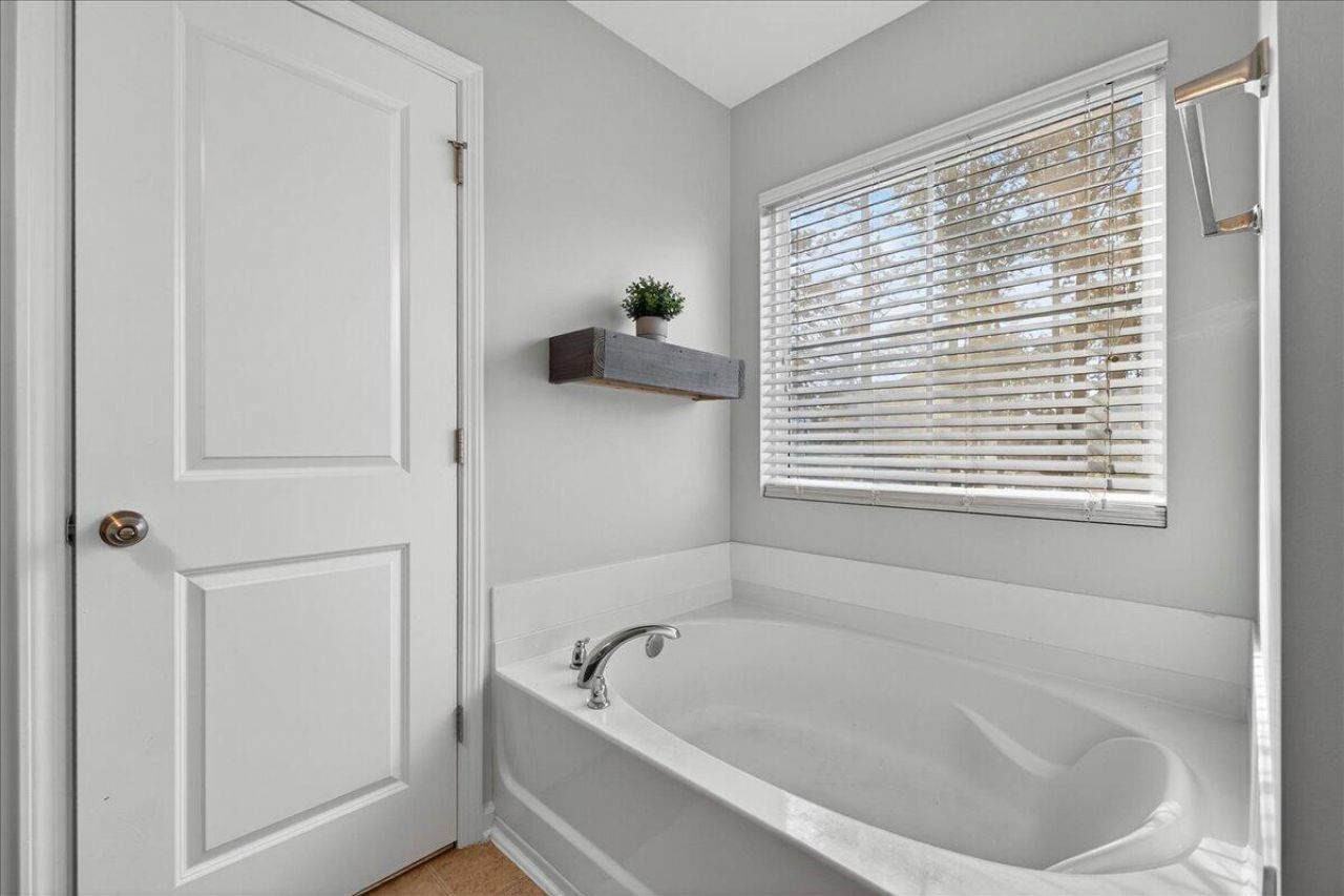 111 Brookhaven Road Photo 23