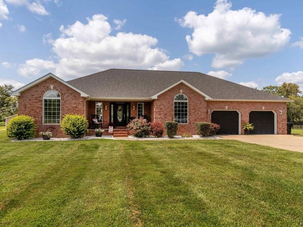 1602 POSEY Street, Marion, IL 62959