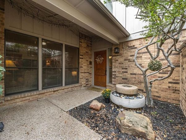 12277 Montego Plaza, Dallas, TX 75230