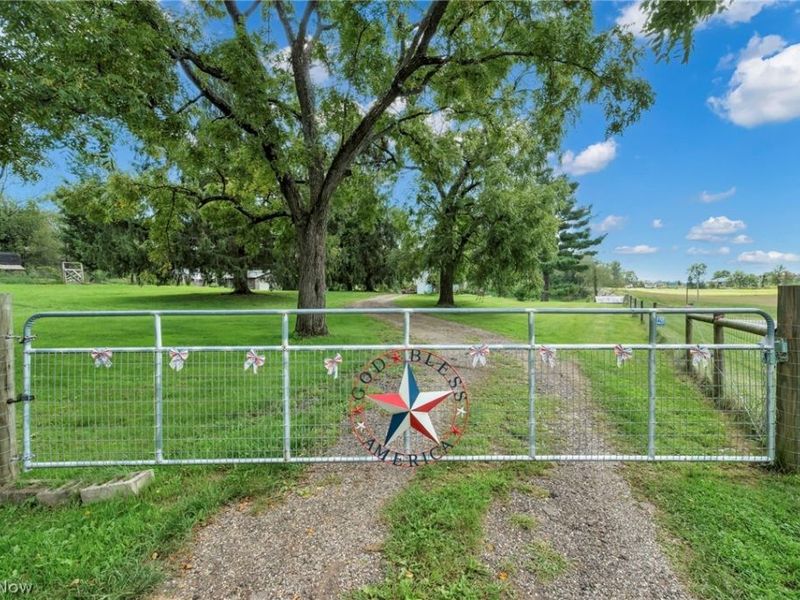 6012 Apollo Road NE, Salineville, OH 43945 Photo 3