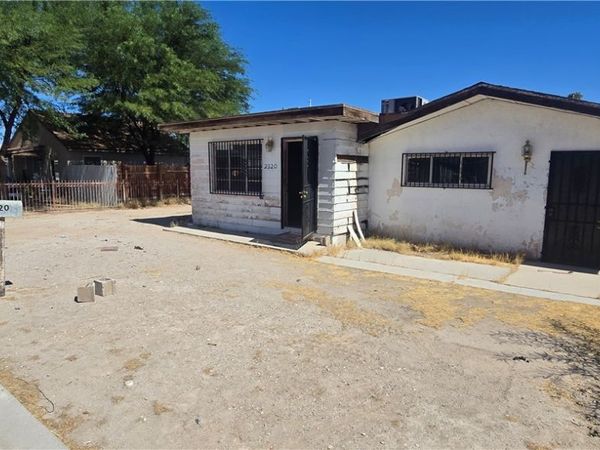2320 N Crawford Street, North Las Vegas, NV 89030