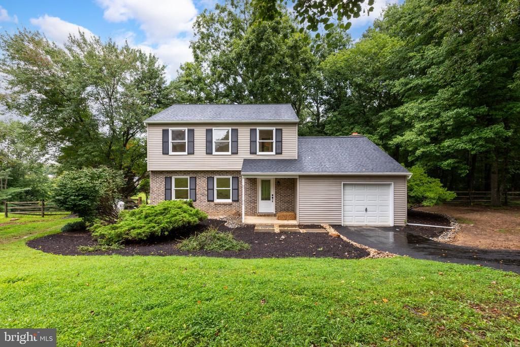 2067 FAWN LANE , COATESVILLE, PA 19320
