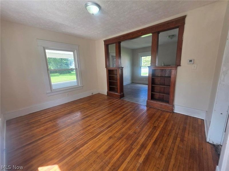 1226 Shriver Avenue NE, Canton, OH 44705 Photo 2