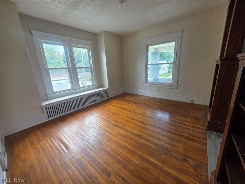 1226 Shriver Avenue NE, Canton, OH 44705 Photo 3