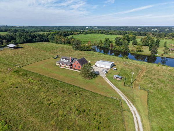 1091 County Road 295, Higdon, AL 35979