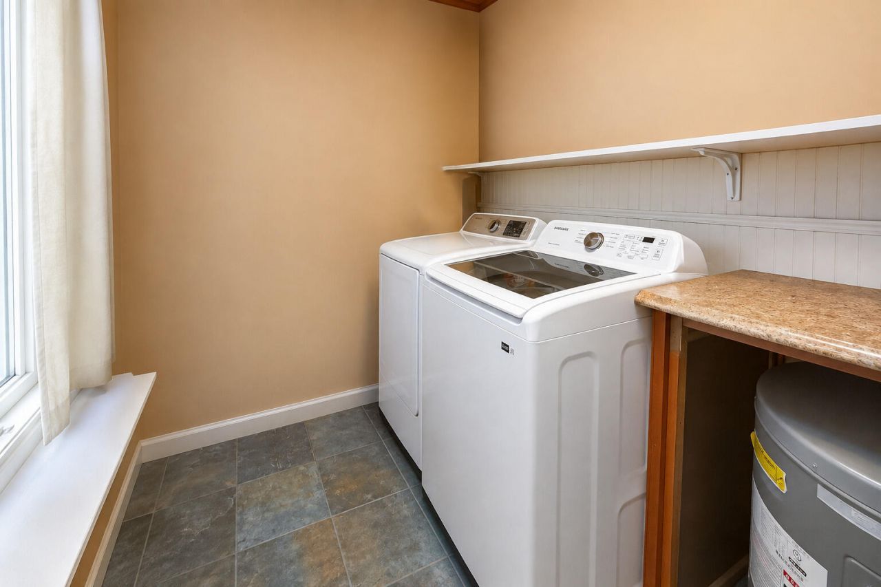1076 NE Banyan Tree Drive, Jensen Beach, FL 34957 Photo