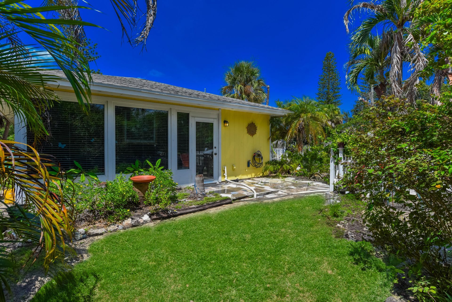 1076 NE Banyan Tree Drive, Jensen Beach, FL 34957 Photo