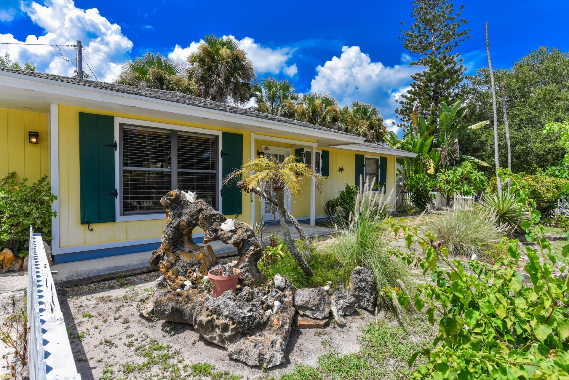 1076 NE Banyan Tree Drive, Jensen Beach, FL 34957 Photo