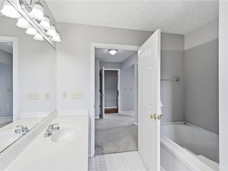 578 Rachel Drive, Hamilton, OH 45013 Photo 34