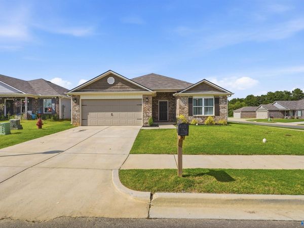 1643 Simmons Street SE, Cullman, AL 35055