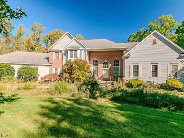 10665 Mount Royal Drive, Concord Twp, OH 44077