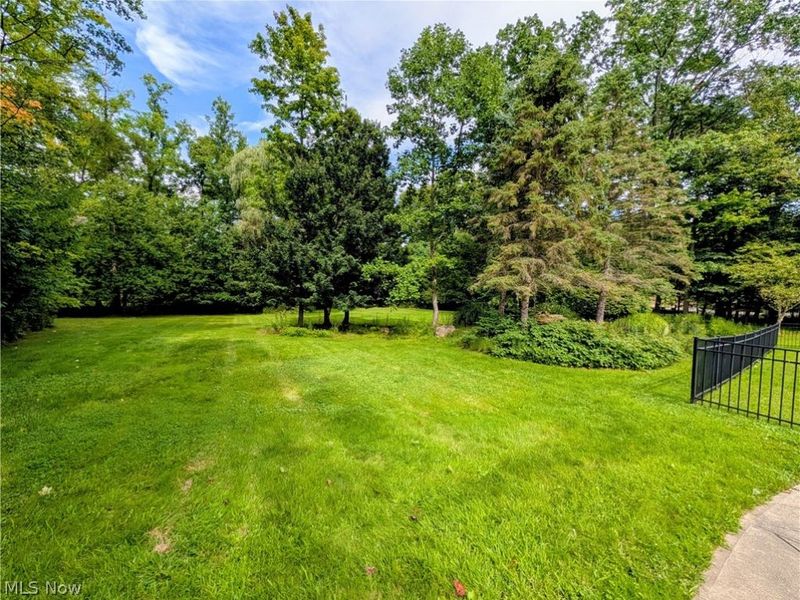 10665 Mount Royal Drive, Concord Township, OH 44077 Photo 7