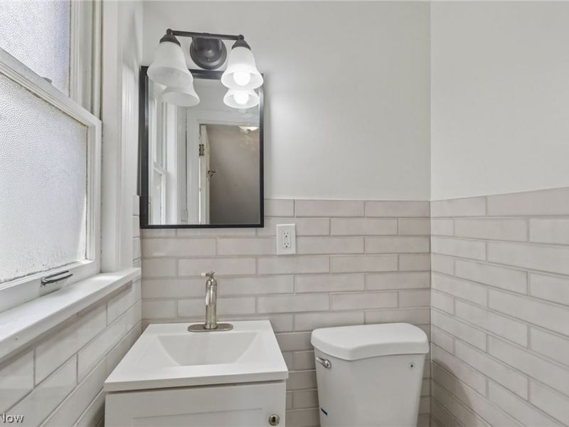 3698 Strandhill Road, Shaker Heights, OH 44122 Photo 18