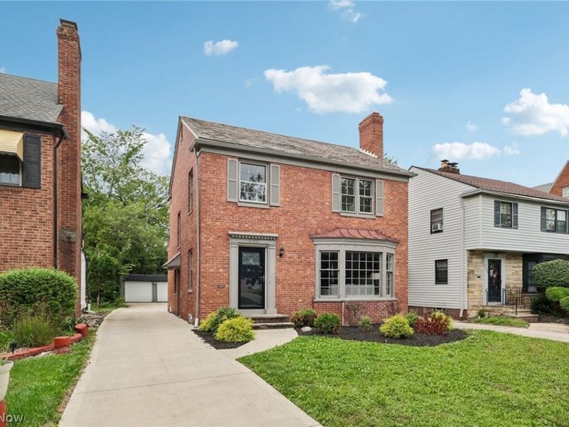 3698 Strandhill Road, Shaker Heights, OH 44122 Photo 2