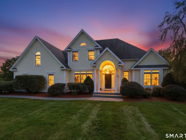 29 Halladay West, Suffield, CT 06078