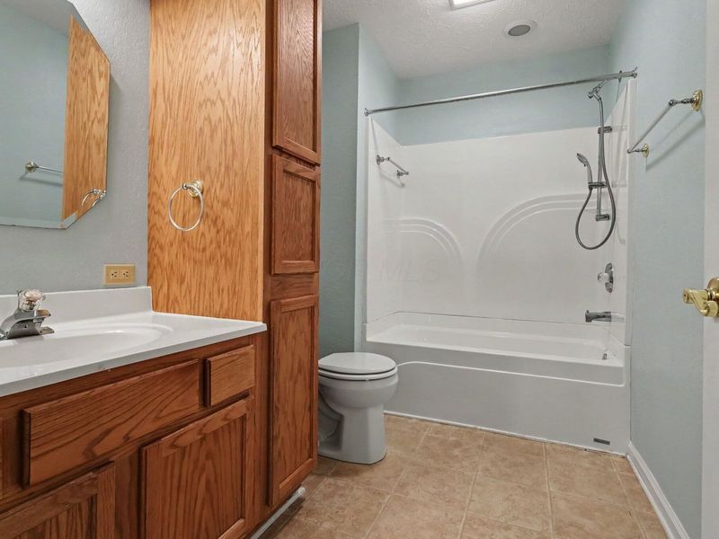 433 Kelly Way, Bellefontaine, OH 43311 Photo 16