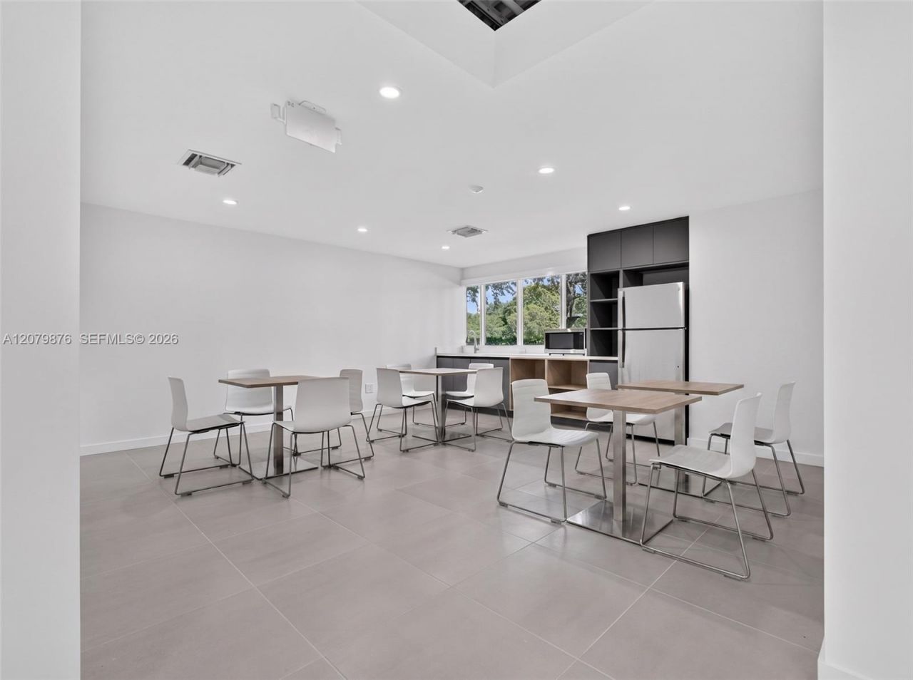 2665 Executive Park Dr, Weston, FL 33331 Photo