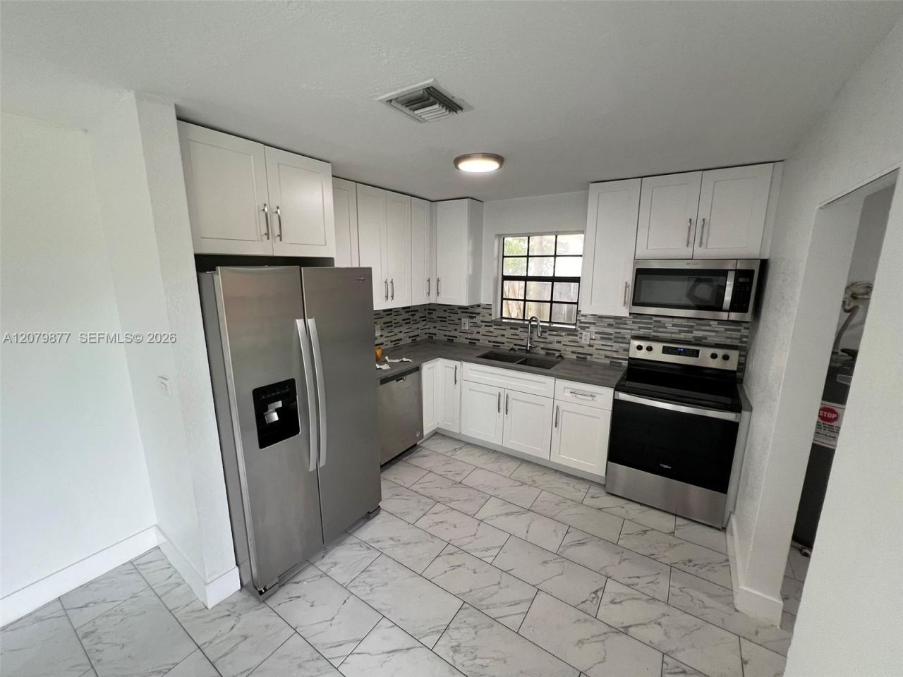 4421 NW 33rd St , Lauderdale Lakes, FL 33319 Photo