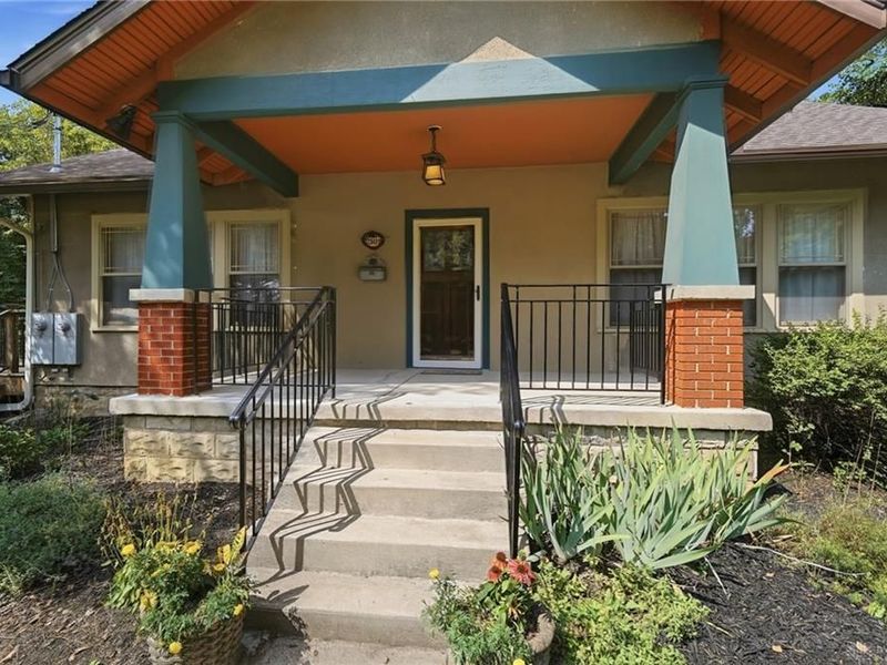 201 W South College Street, Yellow Springs, OH 45387 Photo 2