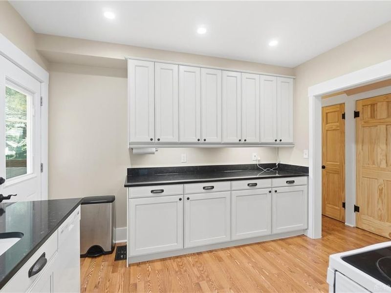 201 W South College Street, Yellow Springs, OH 45387 Photo 29