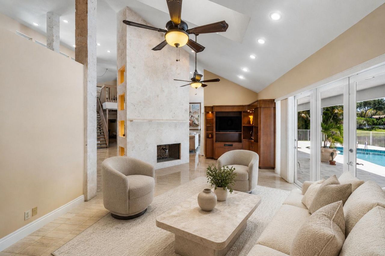 4440 Woodfield Boulevard, Boca Raton, FL 33434 Photo